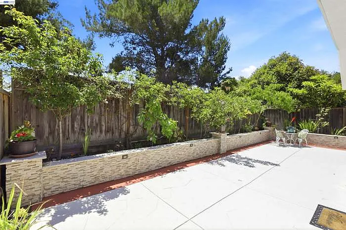 34561 Winslow Ter — Photo 22