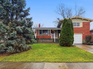 3617 Fieldcrest Dr, Cincinnati, OH 45211