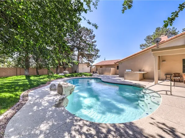 7460 Buckskin Ave, Las Vegas, NV 89129