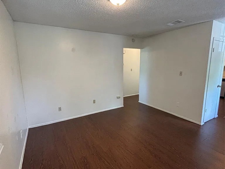 3462 Willowrun Dr #C — Photo 7