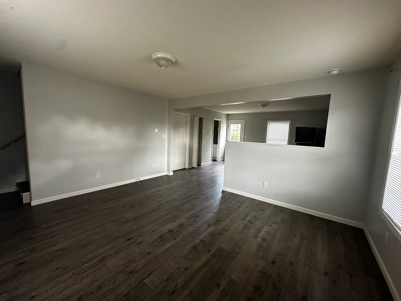 2 bed, 1.5 bath, 1100 sqft, $1,295 — Photo 2