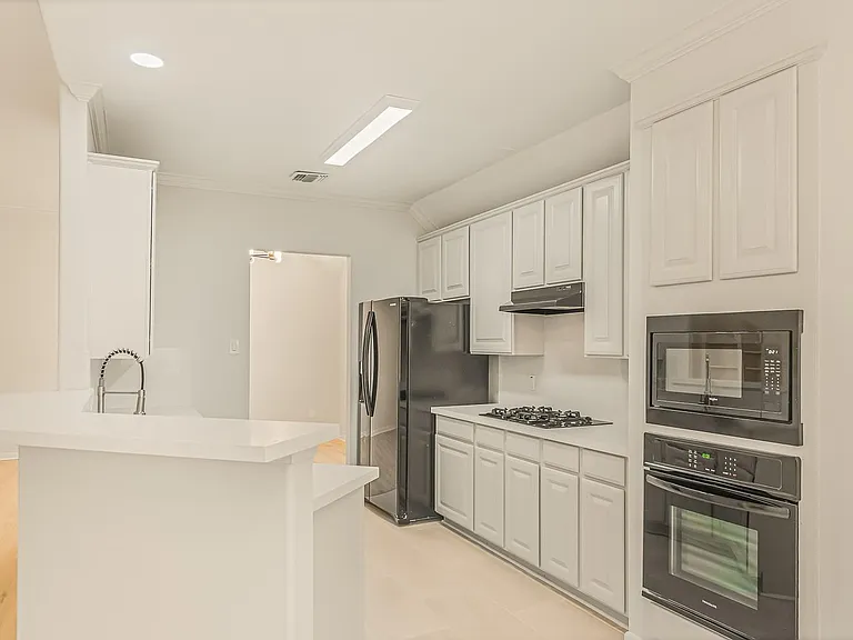 71 N Queenscliff Cir — Photo 19
