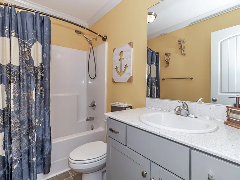 2112 Kinsale Ave — Photo 33