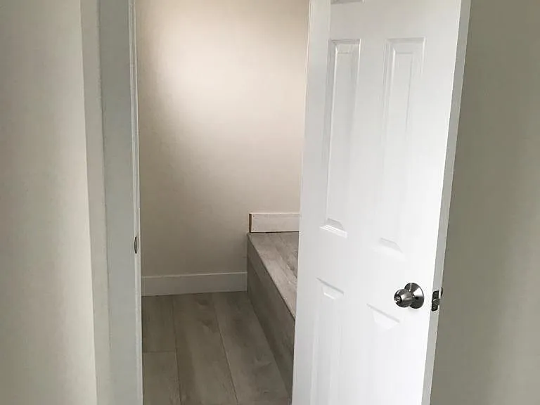 3742 1/2 Maple Ave — Photo 5