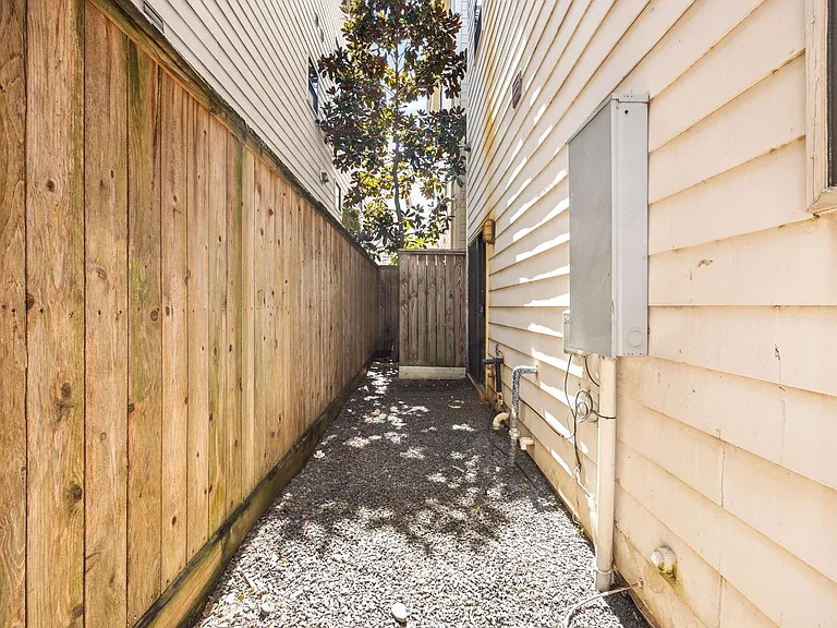 4202 Spencer St #A — Photo 19