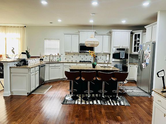 5th image of 1000 Evanwood Ln