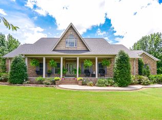 20 Mossy Oak Ln, Fayetteville, TN 37334