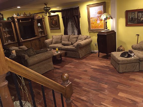 Bright, open floor plan!