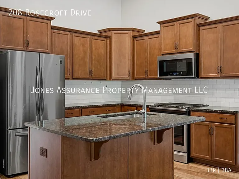 208 Rosecroft Dr — Photo 7