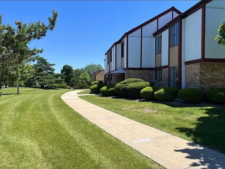 4085 W College Ave — Photo 13