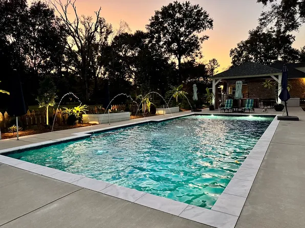 18705 Fabacher Dr, Prairieville, LA 70769