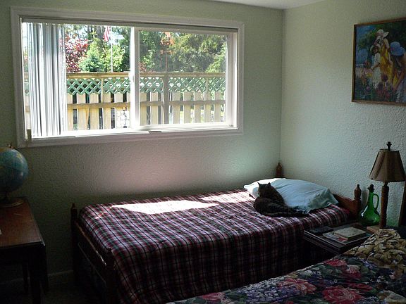 West bedroom