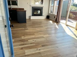1604 NE 12th St, Lincoln City, OR 97367