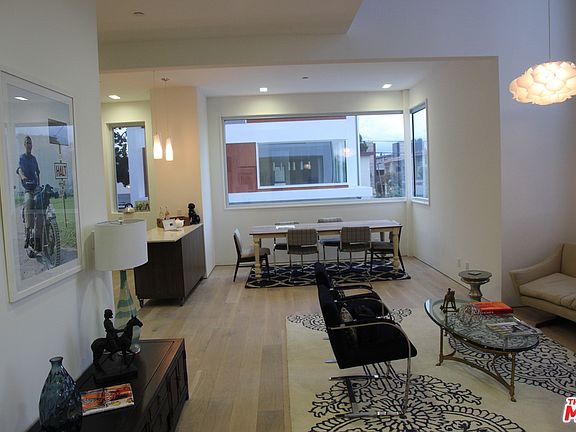 4th image of 1724 Armacost Ave #B