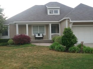 13484 Hidden Creek Ct, Grand Haven, MI 49417