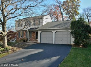 7593 Woodstown Dr, Springfield, VA 22153