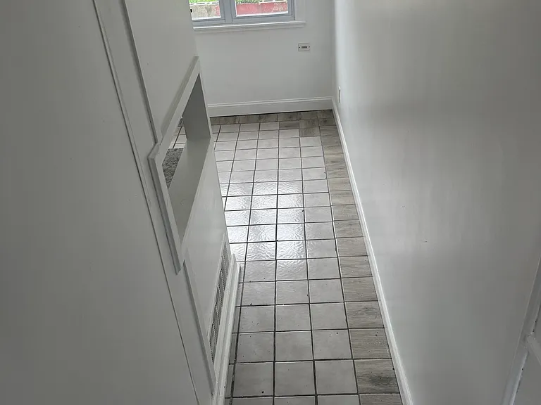 1402 Cosgrove St — Photo 13
