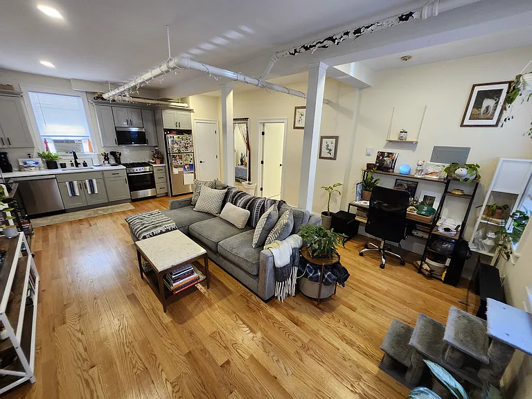 15 Melvin Ave #17 — Photo 5