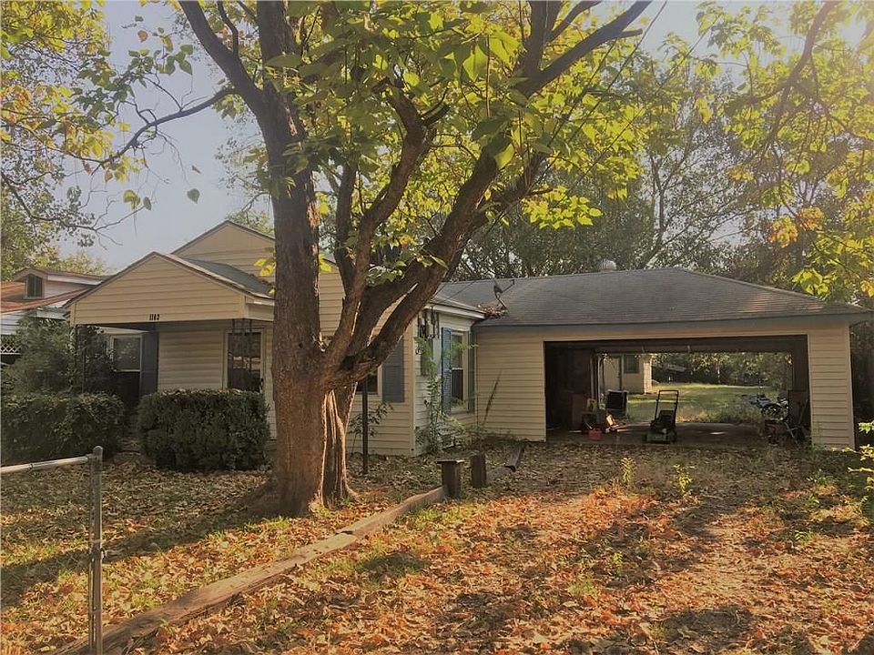 1st image of 1102 Ervin Ln