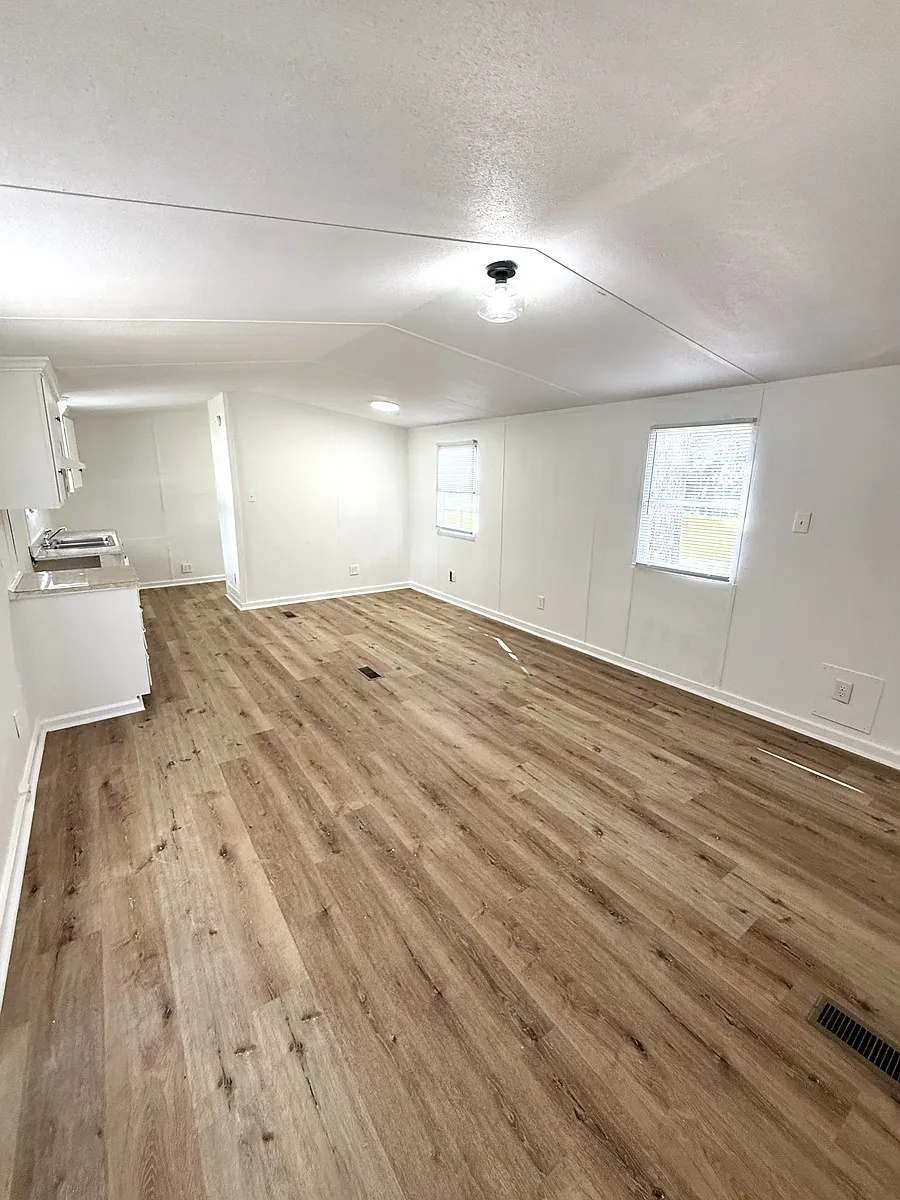 Building Photo - 188 Bismarck Dr