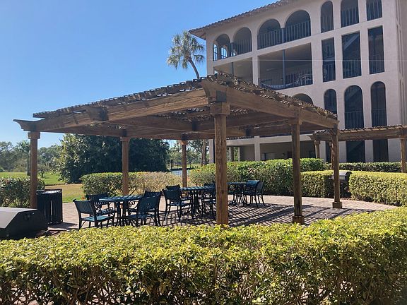 2nd image of 6150 Gulfport Blvd S APT 111
