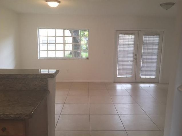 1st image of 11543 NW 44th St