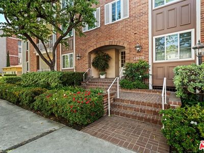 10668 Eastborne Ave APT 304, Los Angeles, CA, 90024