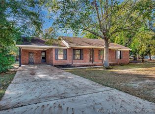 5478 Calhoun Ct, Hope Mills, NC 28348