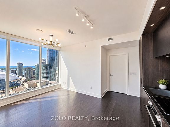 4th image of 35 Mercer St #2616