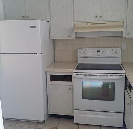 3rd image of 7505 SW 82nd St APT 110