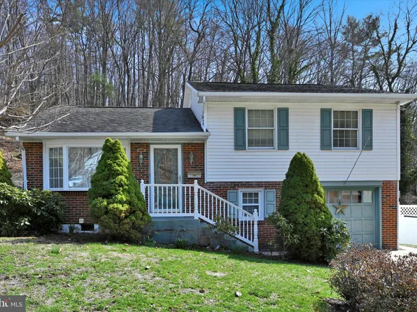 212 Anderson St, Pottsville, PA 17901