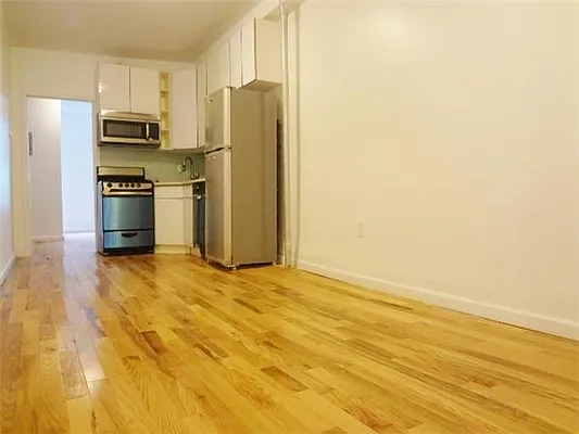 Rented by I & I New York | media 6