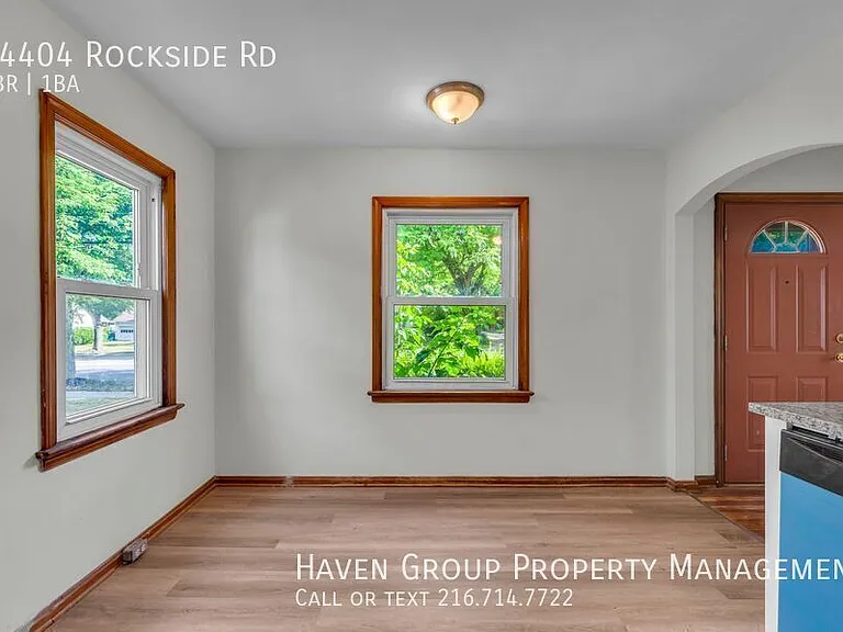 14404 Rockside Rd — Photo 4