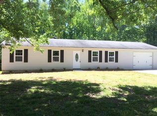 3221 Grand Central Dr, Snellville, GA 30078