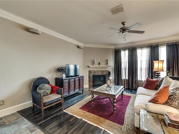5th image of 414 Hamilton St