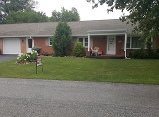 16639 Longstreet Dr, Williamsport, MD 21795