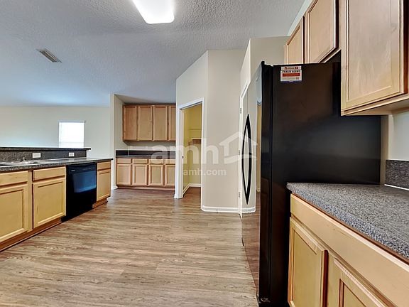 4th image of 6558 Silk Leaf Ln