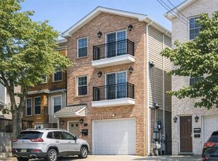 302 Terrace Ave #7, Jersey City, NJ 07307