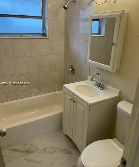 7601 Venetian St #1-4 — Photo 10