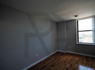 4652 N Sheridan Rd #810, Chicago, IL 60640