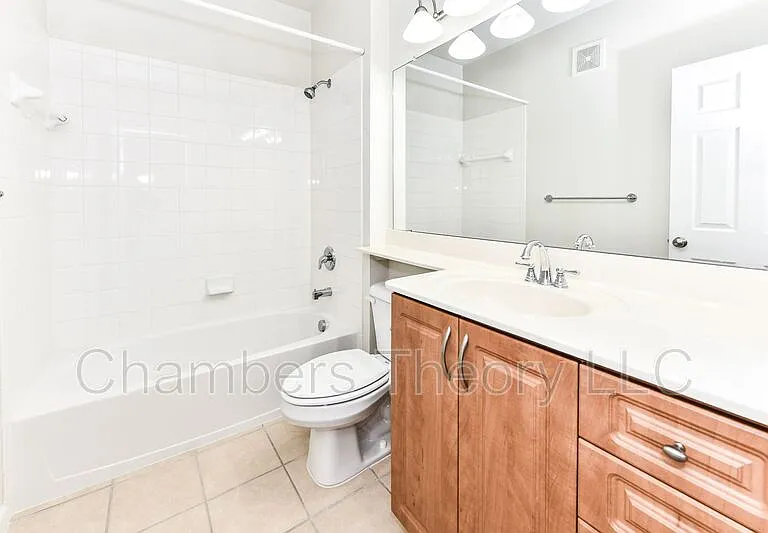 12104 Garden Grove Cir #404 — Photo 13