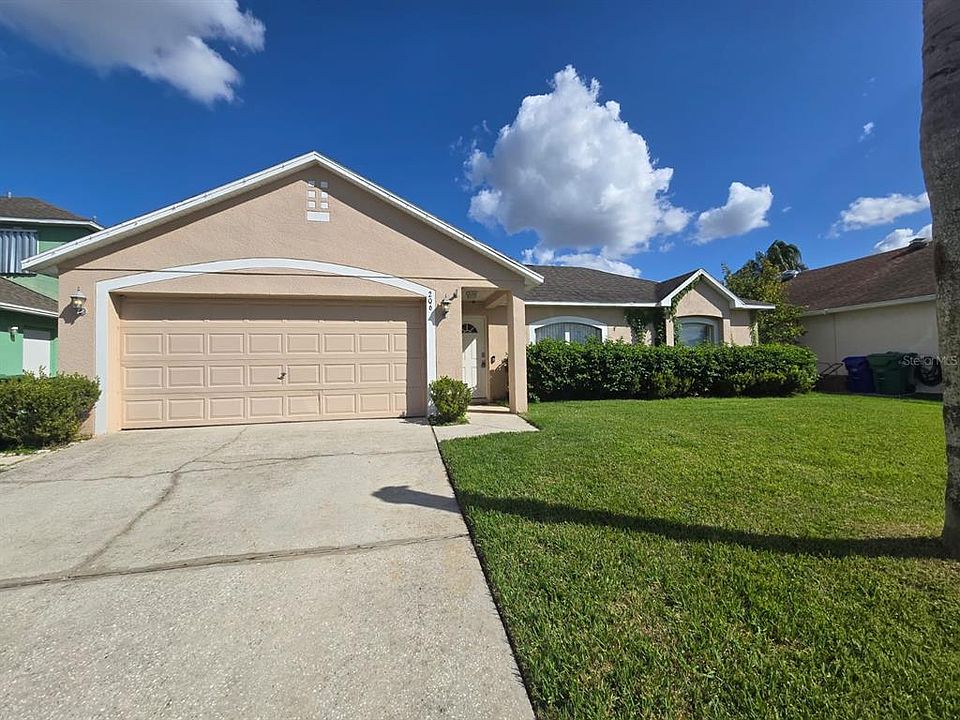 1st image of 206 Regal Downs Cir