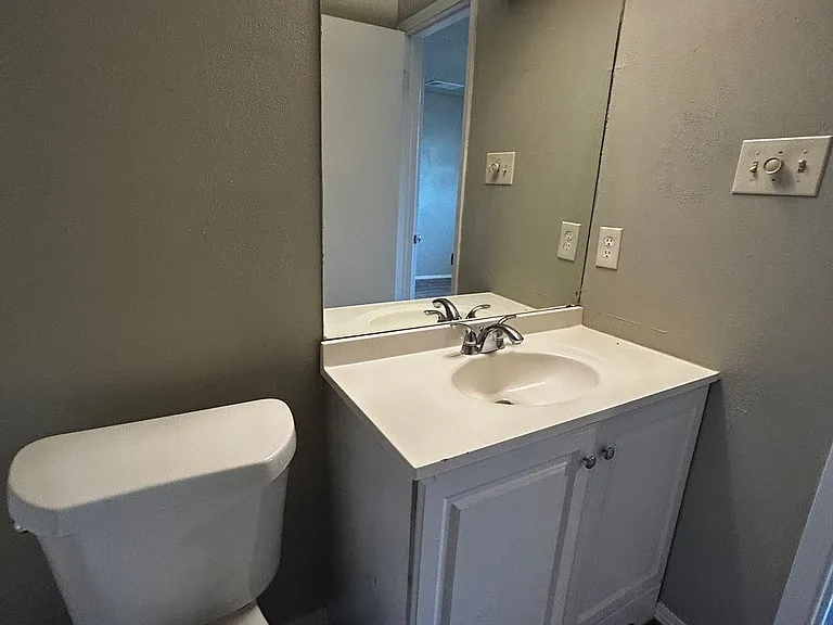 6603 Deatonhill Dr — Photo 22