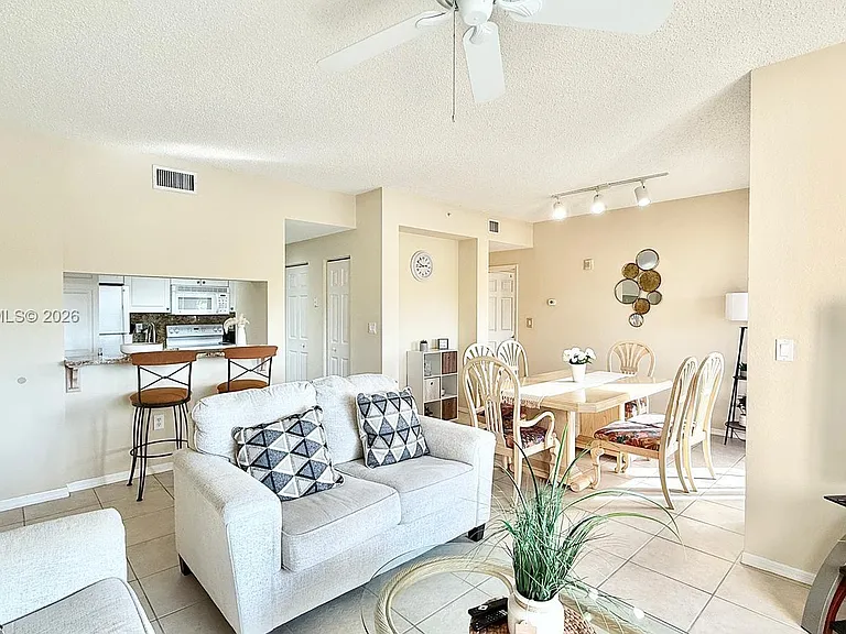 2811 Grande Pkwy #203 — Photo 4