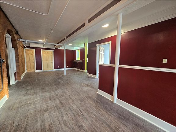 4th image of 27 E Main St #201
