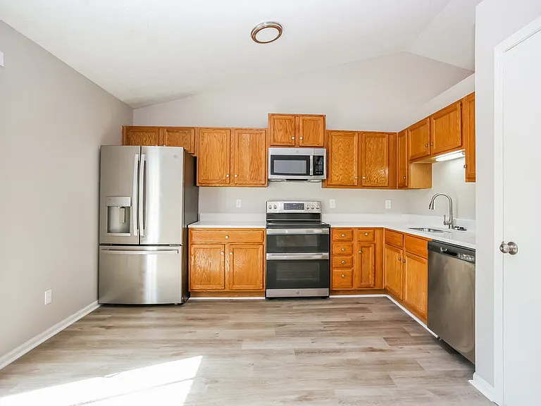 1512 Berkhard Dr — Photo 7