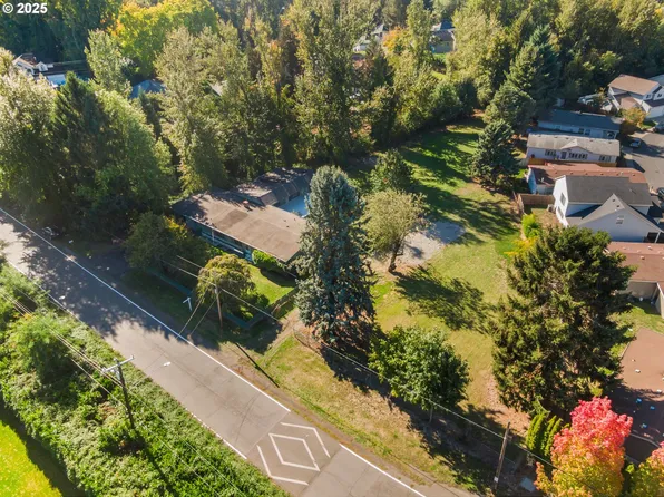 10345 NE 13th Ave, Portland, OR 97211