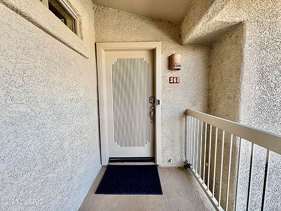 2nd image of 655 W Vistoso Highlands Dr APT 260