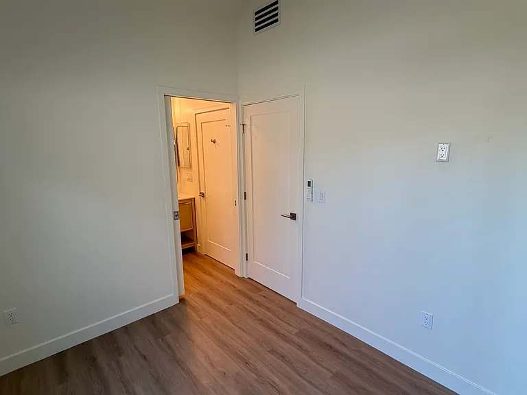 8472 San Carlos Way #B — Photo 9