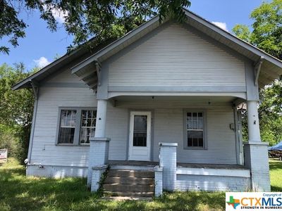423 N Avenue D, Shiner, TX, 77984